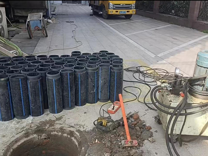 黑龙江PE置换管厂家 DN315置换管 非开挖管短管置换